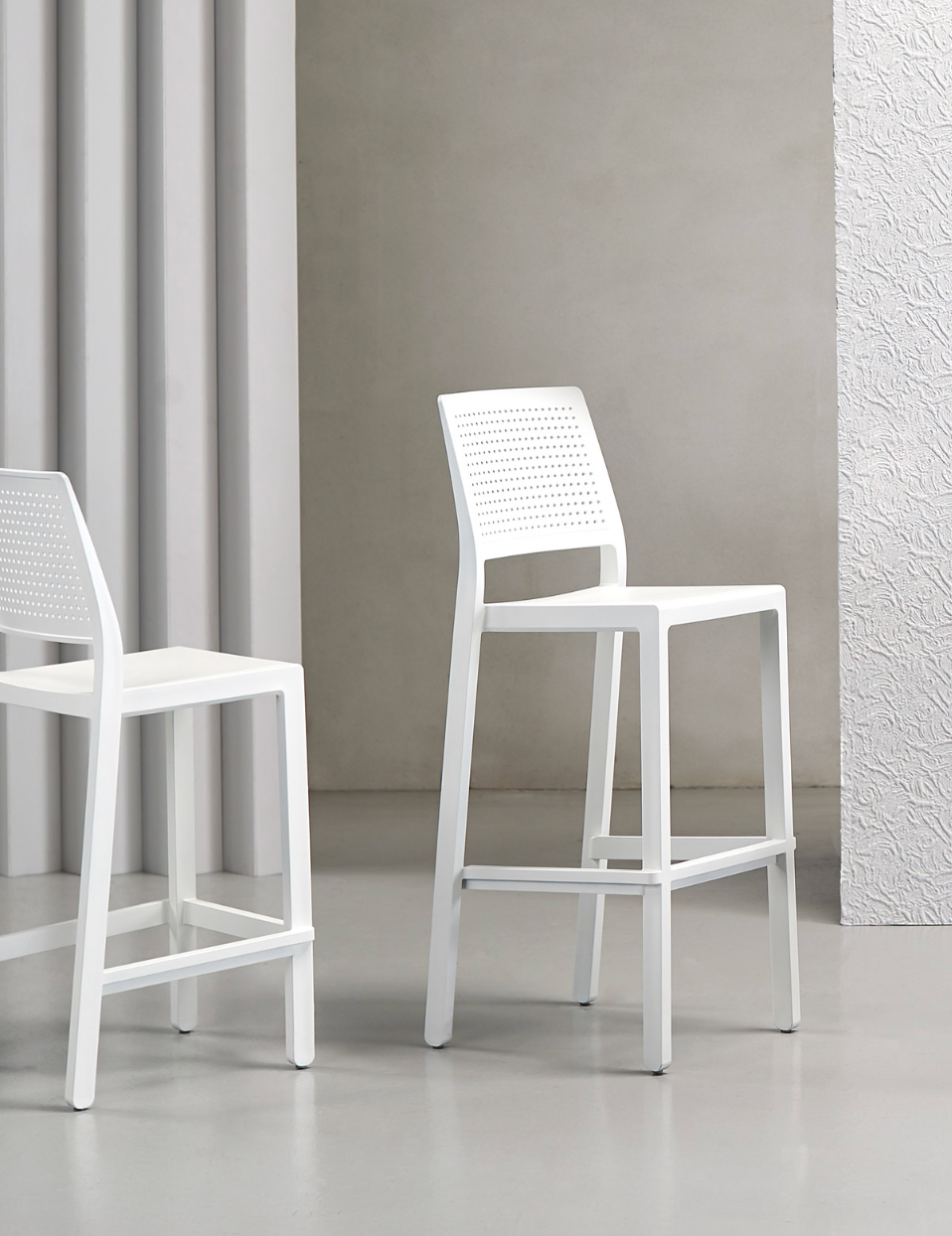 Emi Stool - Set of 12