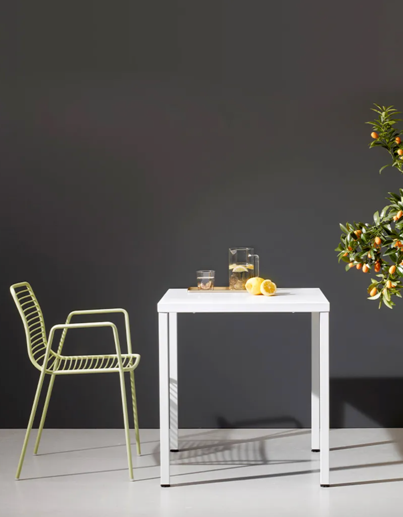 Summer Table - Set of 12